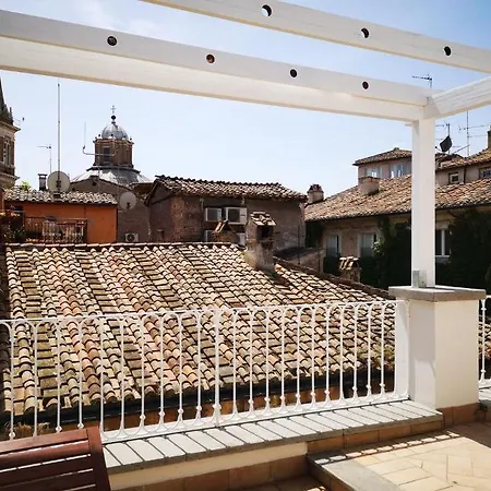 科罗纳里宫住宿加早餐旅馆