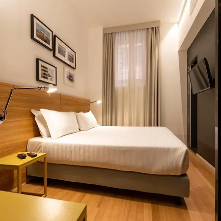 Coronari Palace Hotel 3*