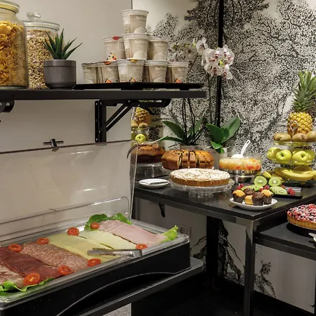 Coronari Palace Hotel