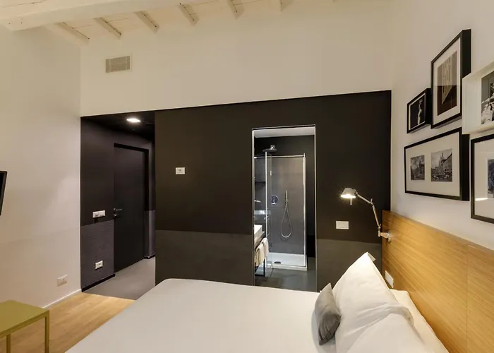 Coronari Palace Hotel 3*