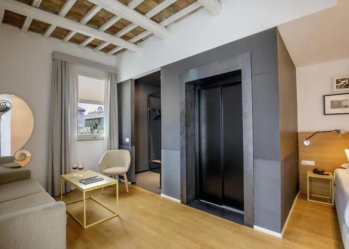 Hotel Coronari Palace Rome